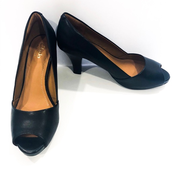 Clarks Shoes - Clarks Florine Kona Black Peep Toe Pumps Size 6.5